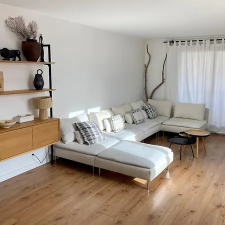 D'exception, Vue Apartment