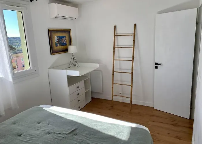 D'exception, Vue Apartamento Saint-Tropez